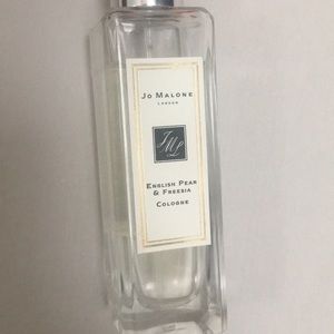 Jo Malone English Pear and Freesia